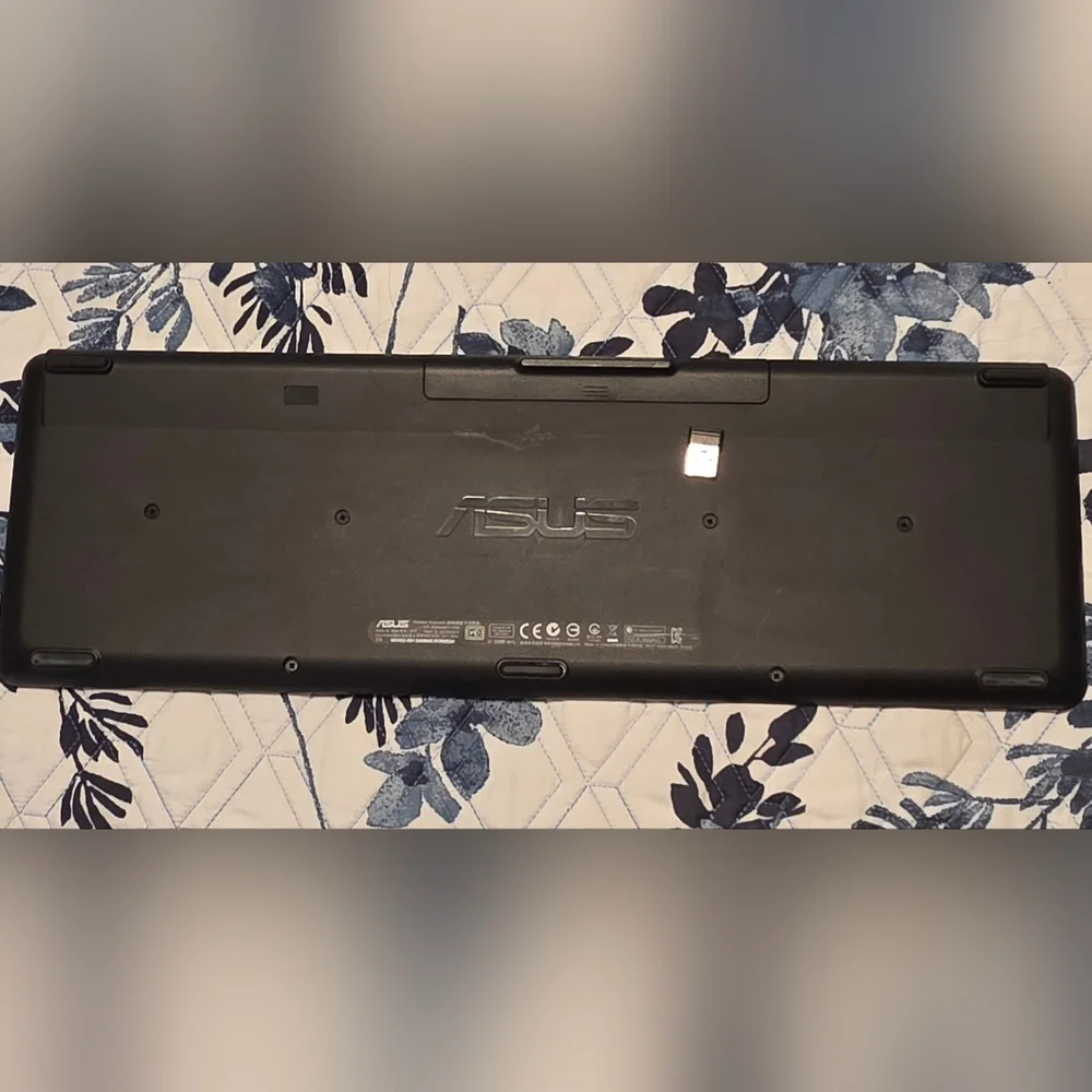 ASUS Wireless Full Size Keyboard w/ USB Receiver Tested Working